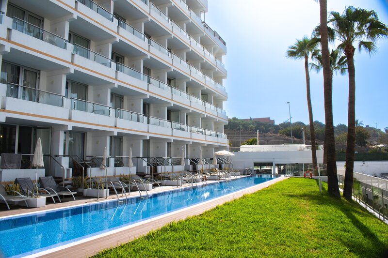 Coral Ocean View Hotel 58