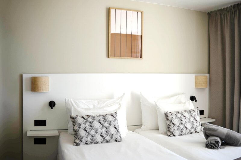 Coral Ocean View Hotel 100