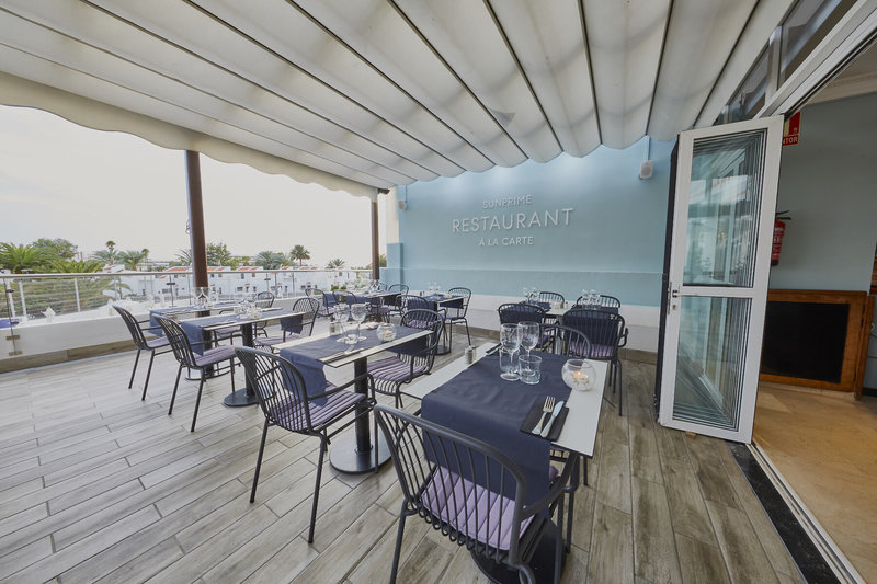 Coral Ocean View Hotel 5