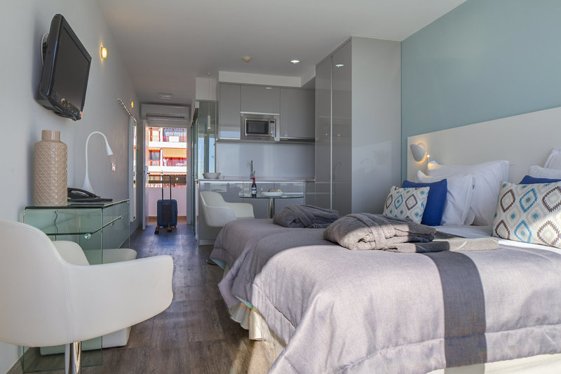 Coral Ocean View Hotel 12