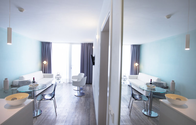 Coral Ocean View Hotel 14