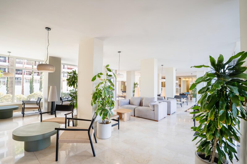 Coral Ocean View Hotel 38