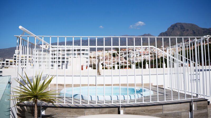 Coral Ocean View Hotel 44