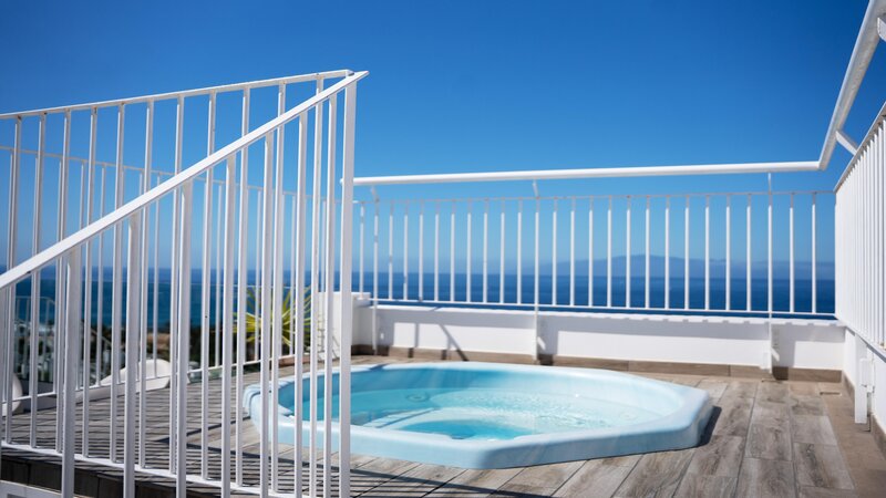 Coral Ocean View Hotel 47