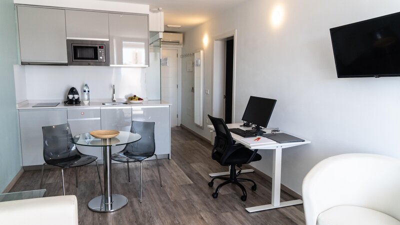 Coral Ocean View Hotel 70