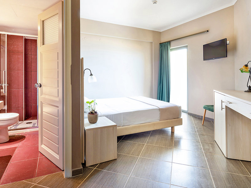 Elena Beach hotel 8