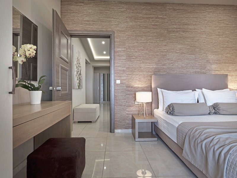 Koukounaria Hotel & Suites 26