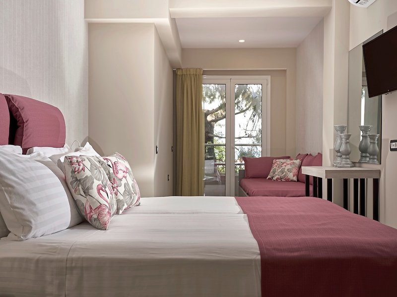 Koukounaria Hotel & Suites 29