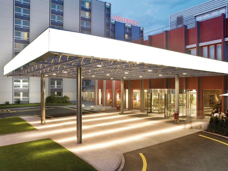 Mövenpick Zürich Airport 1