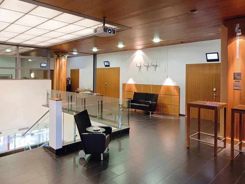 Mövenpick Zürich Airport 3