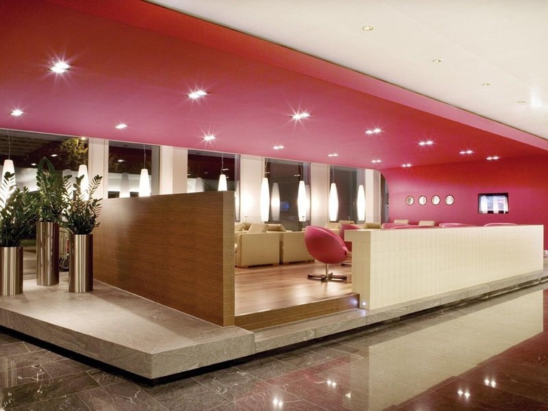 Mövenpick Zürich Airport 6