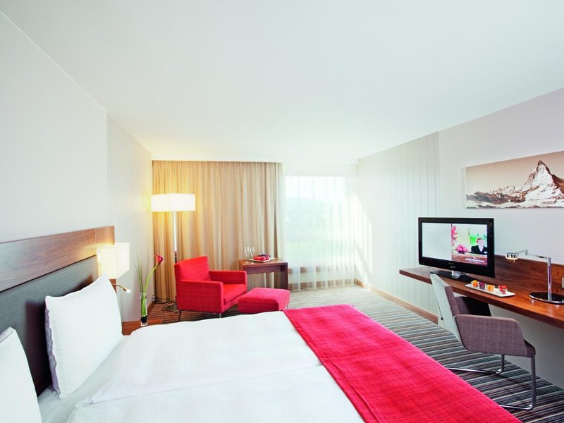 Mövenpick Zürich Airport 21