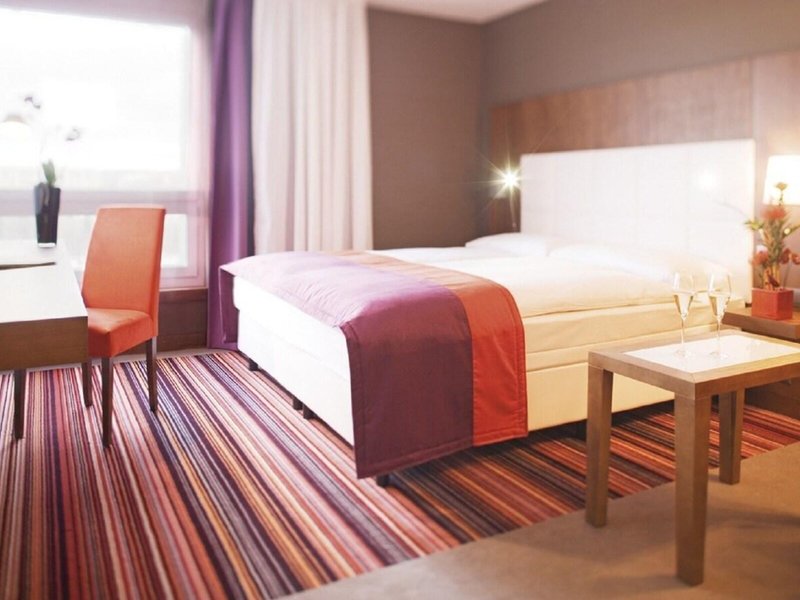 Mövenpick Zürich Airport 30