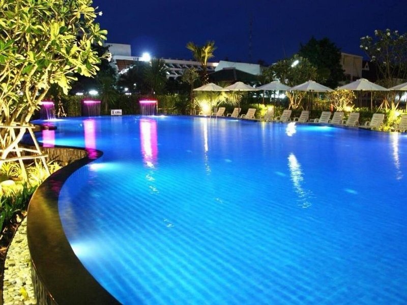 Golden Beach Cha Am 7