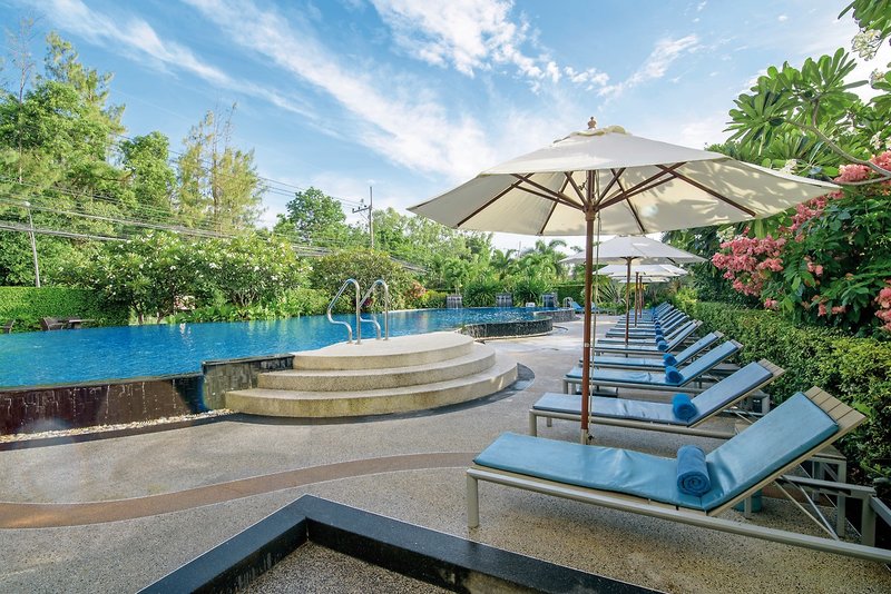 Golden Beach Cha Am Hotel 2