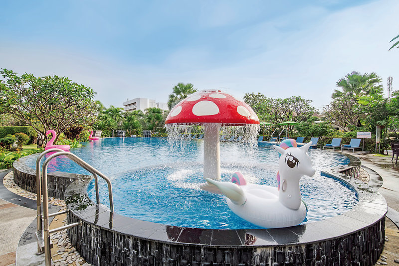 Golden Beach Cha Am 13