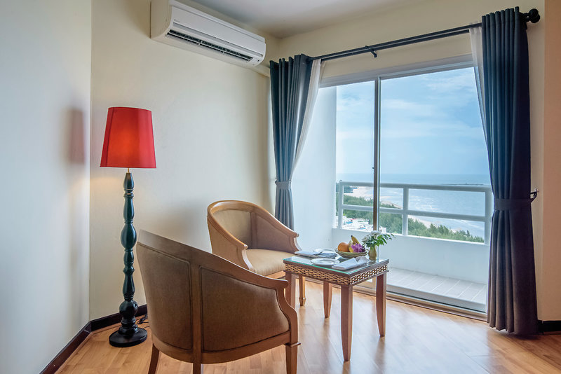 Golden Beach Cha Am Hotel 6