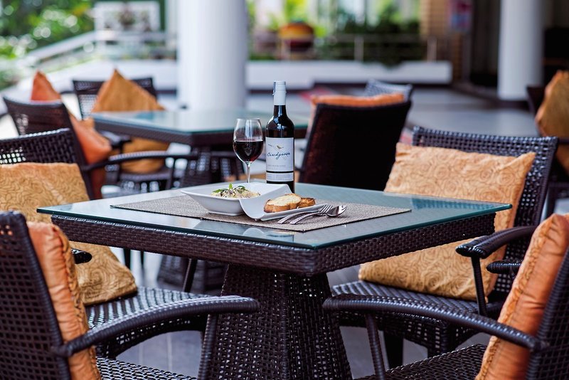 Golden Beach Cha Am Hotel 18