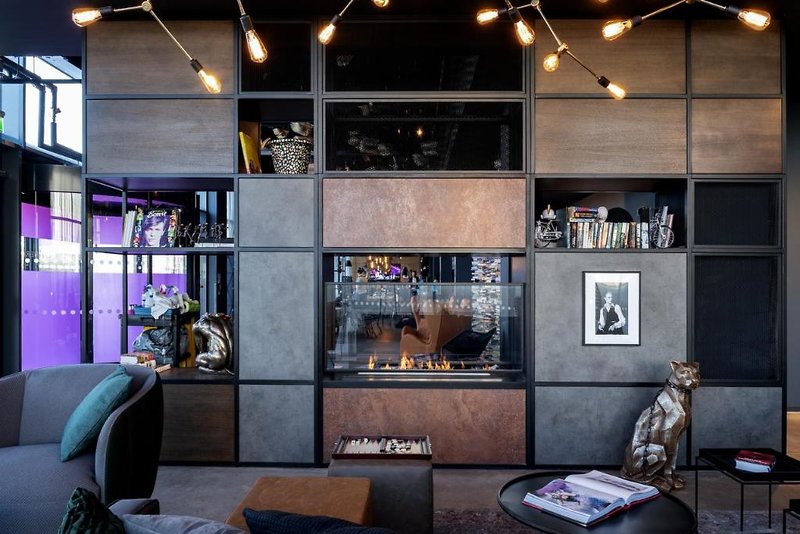 Moxy Edinburgh Airport