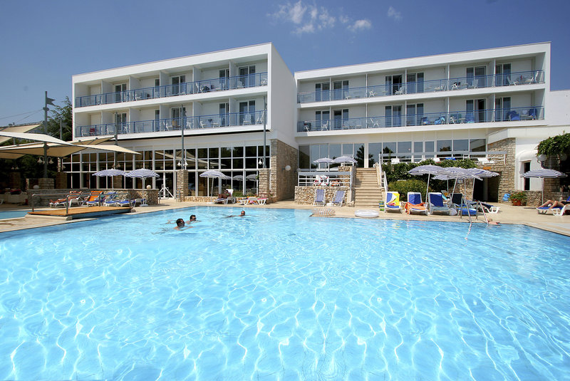 Bluesun Hotel Borak 7