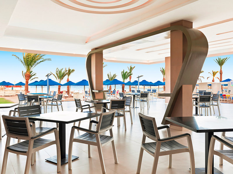 Aqua Vista Resort & Spa 9