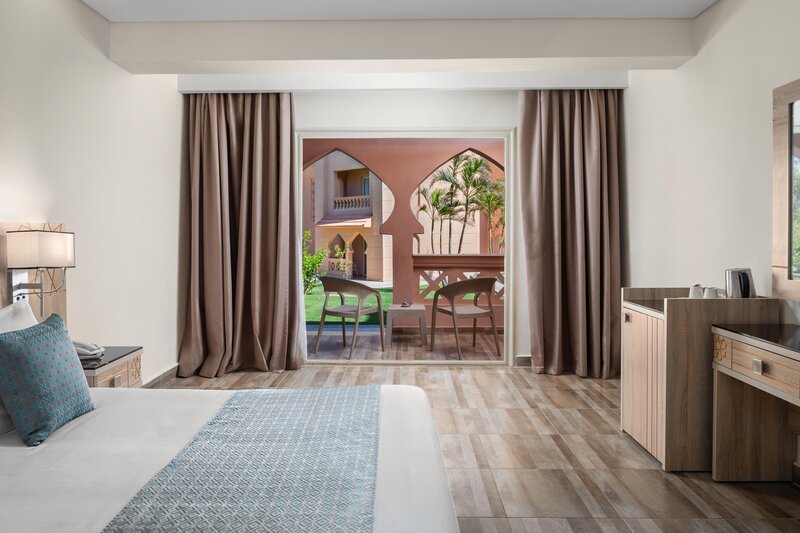 Aqua Vista Resort & Spa 26