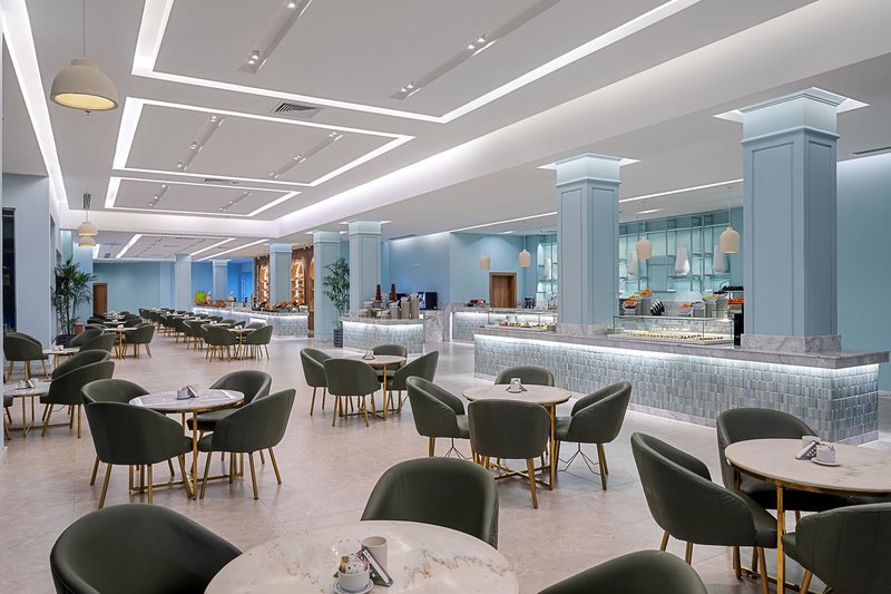 Aqua Vista Resort & Spa 9