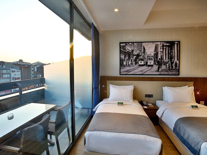 Ramada Istanbul Old City 2