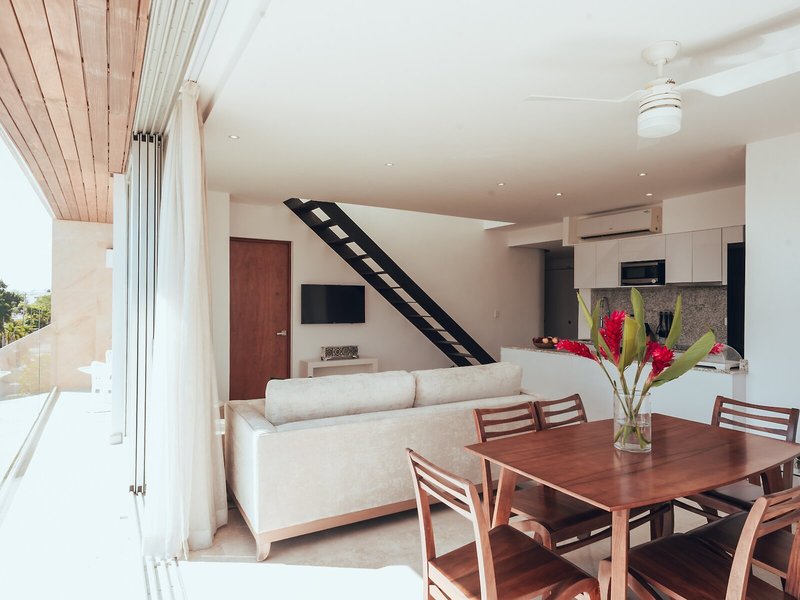 Antera Hotel & Residences 33