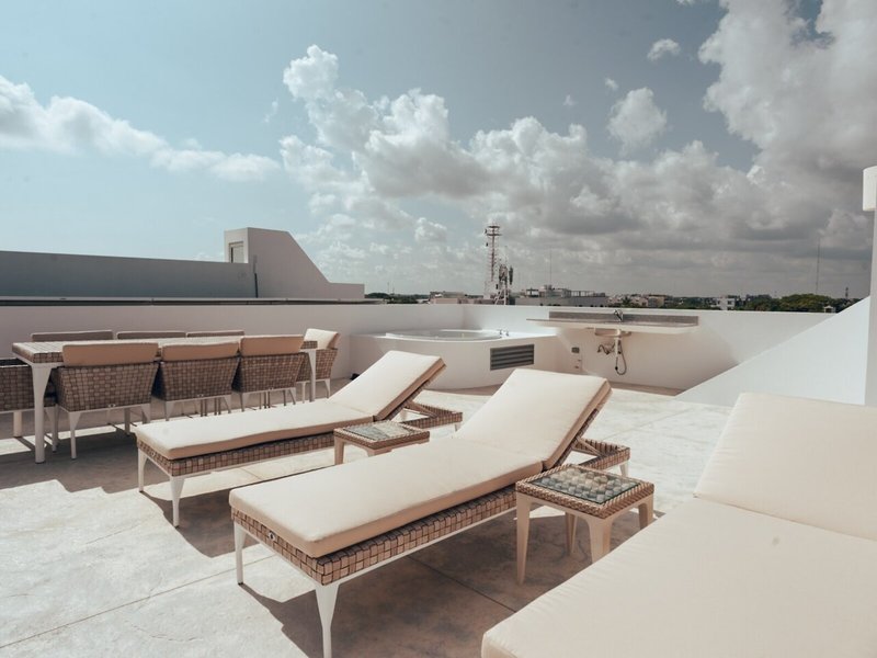 Antera Hotel & Residences 46