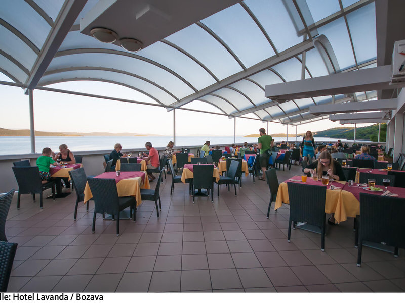 Hotels Bozava 19