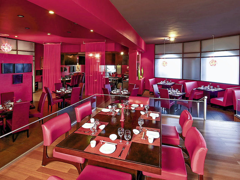 Ocean Maya Royale 10