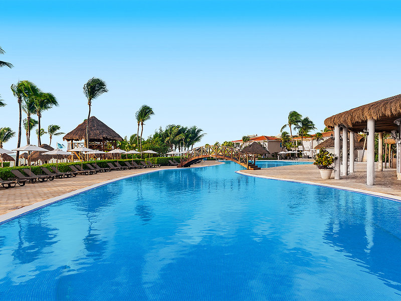 Ocean Maya Royale 28