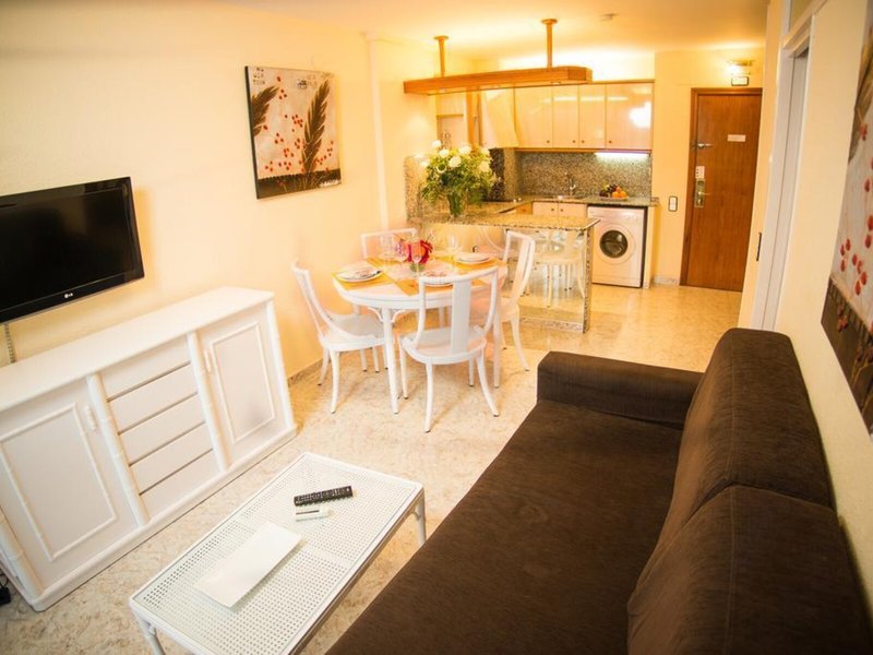 Ona Suites Salou 15