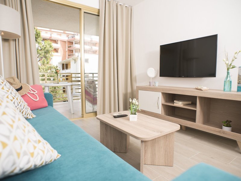 Ona Suites Salou 20