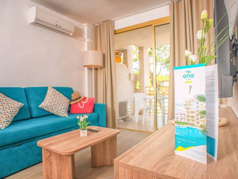 Ona Suites Salou 25