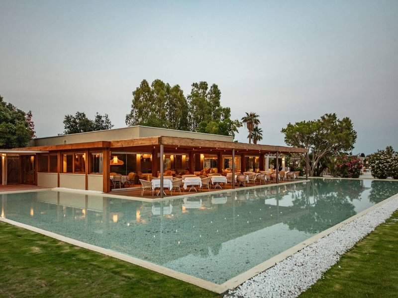 Is Molas Resort 2