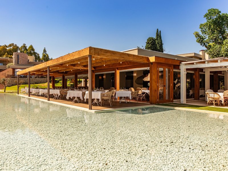 Is Molas Resort 5