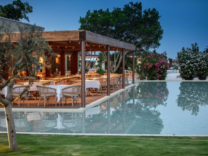 Is Molas Resort 3 - Exterior