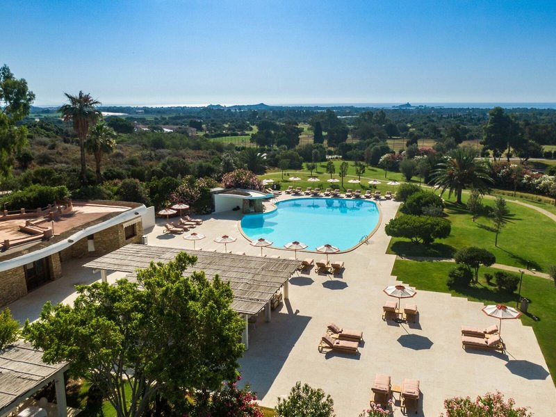 Is Molas Resort 7 - Outdoor Pool