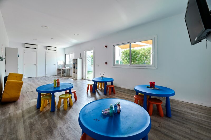 AluaSun Continental Park 19