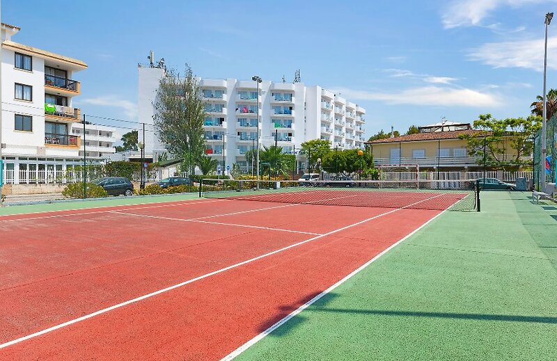 AluaSun Continental Park 23