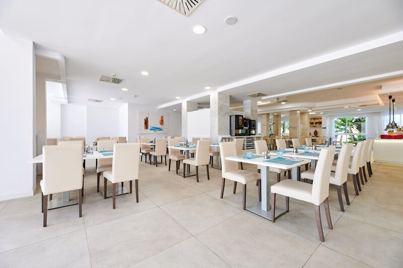 AluaSun Continental Park 65