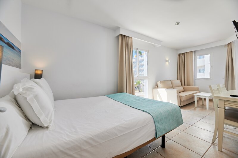 AluaSun Continental Park 4