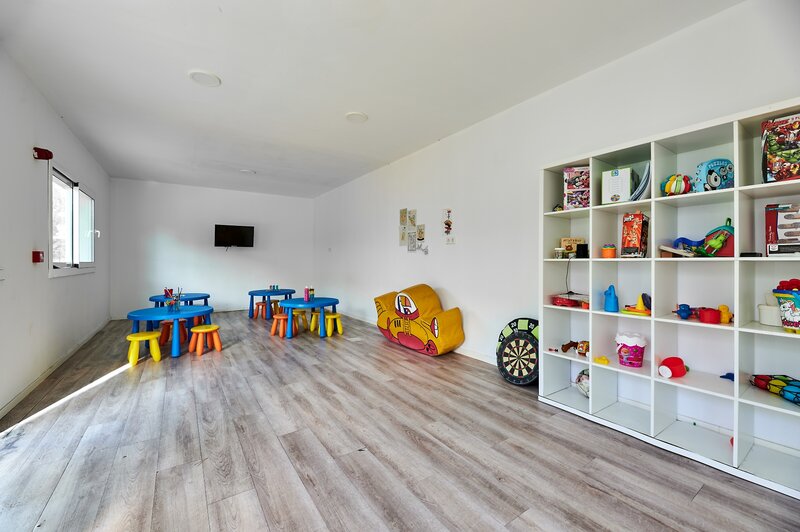 AluaSun Continental Park 21