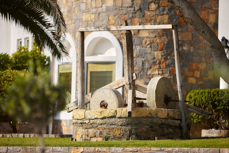 Alexander Beach Hotel & Village 13