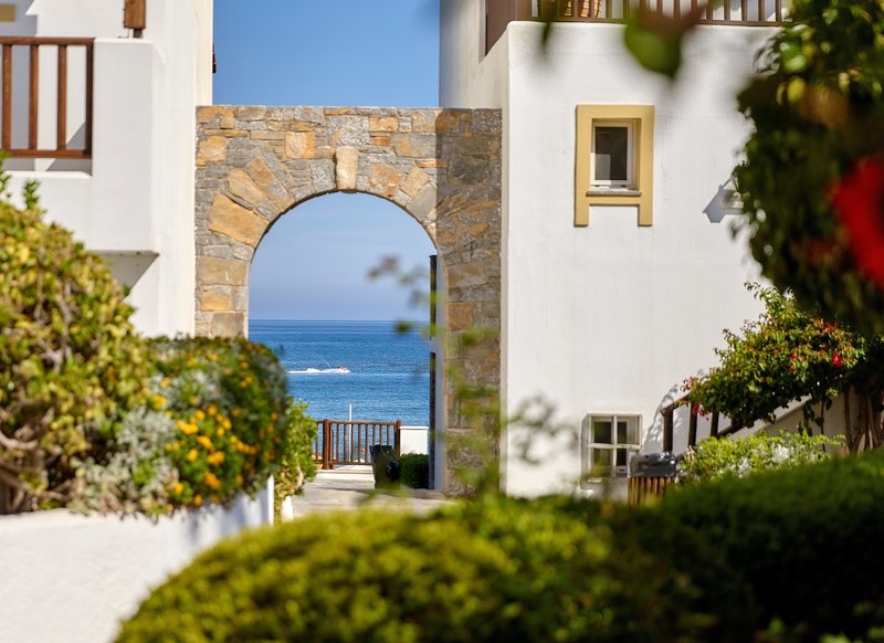 Alexander Beach Hotel & Village 14