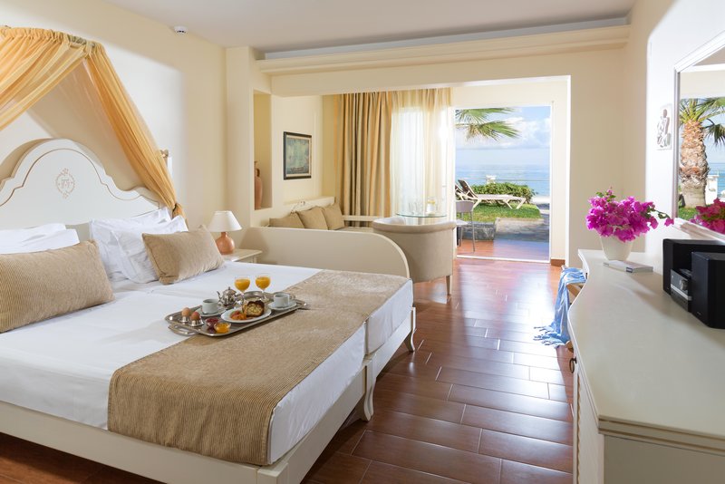 Alexander Beach Hotel & Village 54