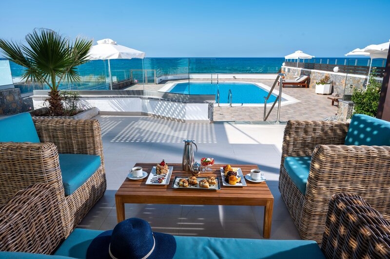 Alexander Beach Hotel & Village Resort 12