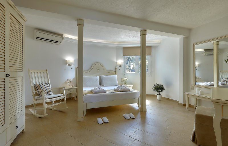 Alexander Beach Hotel & Village Resort 78